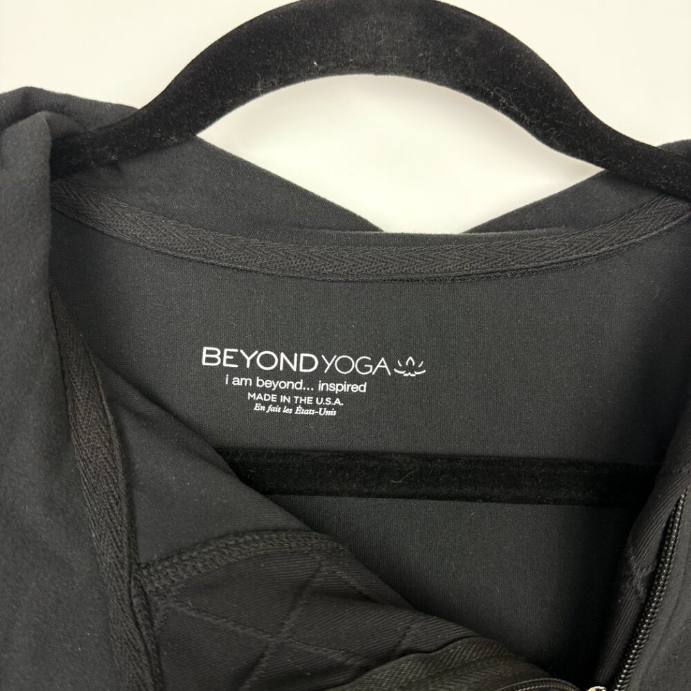 Beyond Yoga Asymmetric Full Zip‎ Supplex Knit Jacket Black Medium - Picture 6 of 9